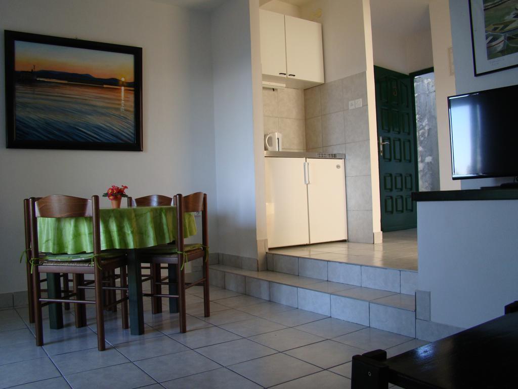 Apartments Sanda Murter Ruang foto