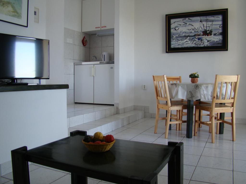 Apartments Sanda Murter Ruang foto