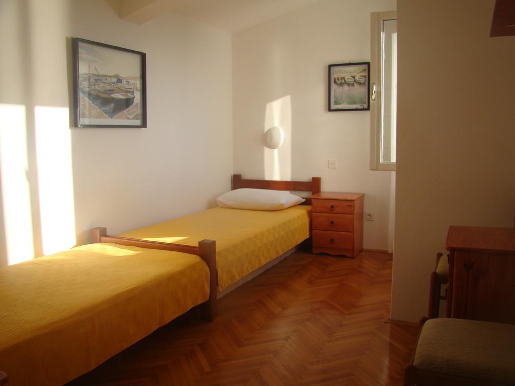Apartments Sanda Murter Bagian luar foto